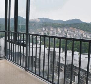 �h���o(h��)��